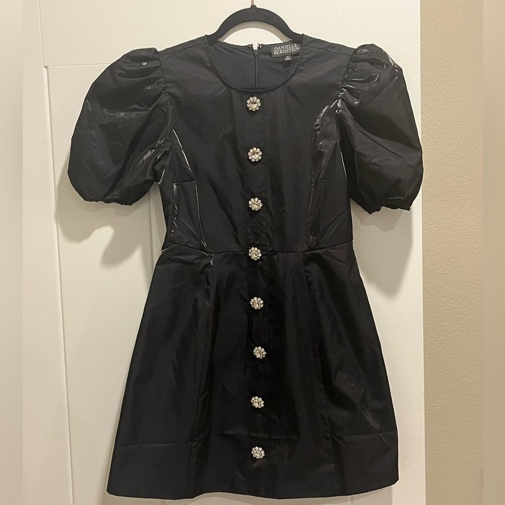 Danielle Bernstein Women’s Size 6 Puff Sleeve Satin Dress Black MSRP $99